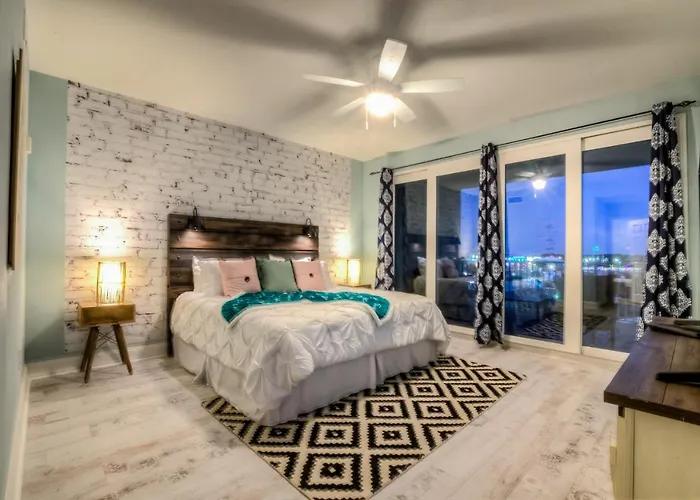 Laketown Wharf 534 By Aneliya