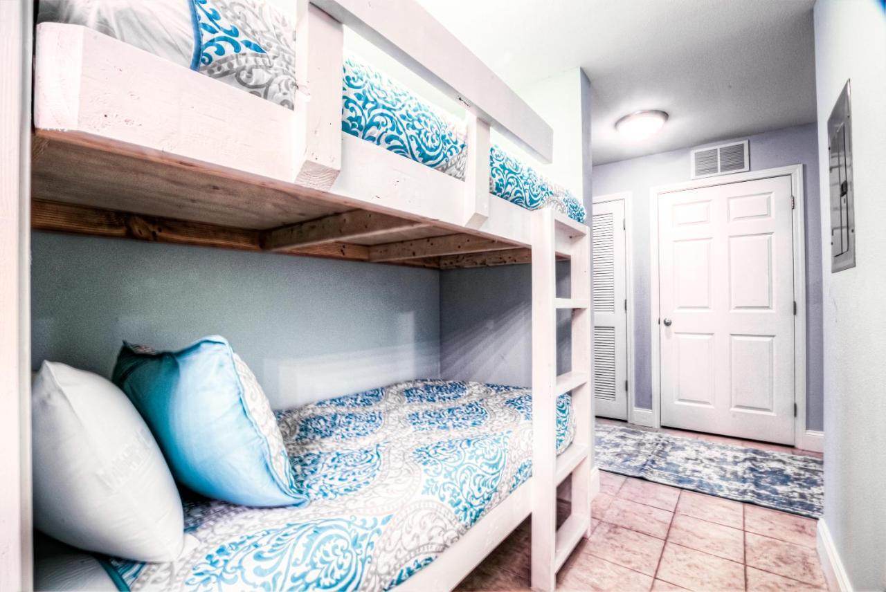 Laketown Wharf 534 By Aneliya Holiday home *
